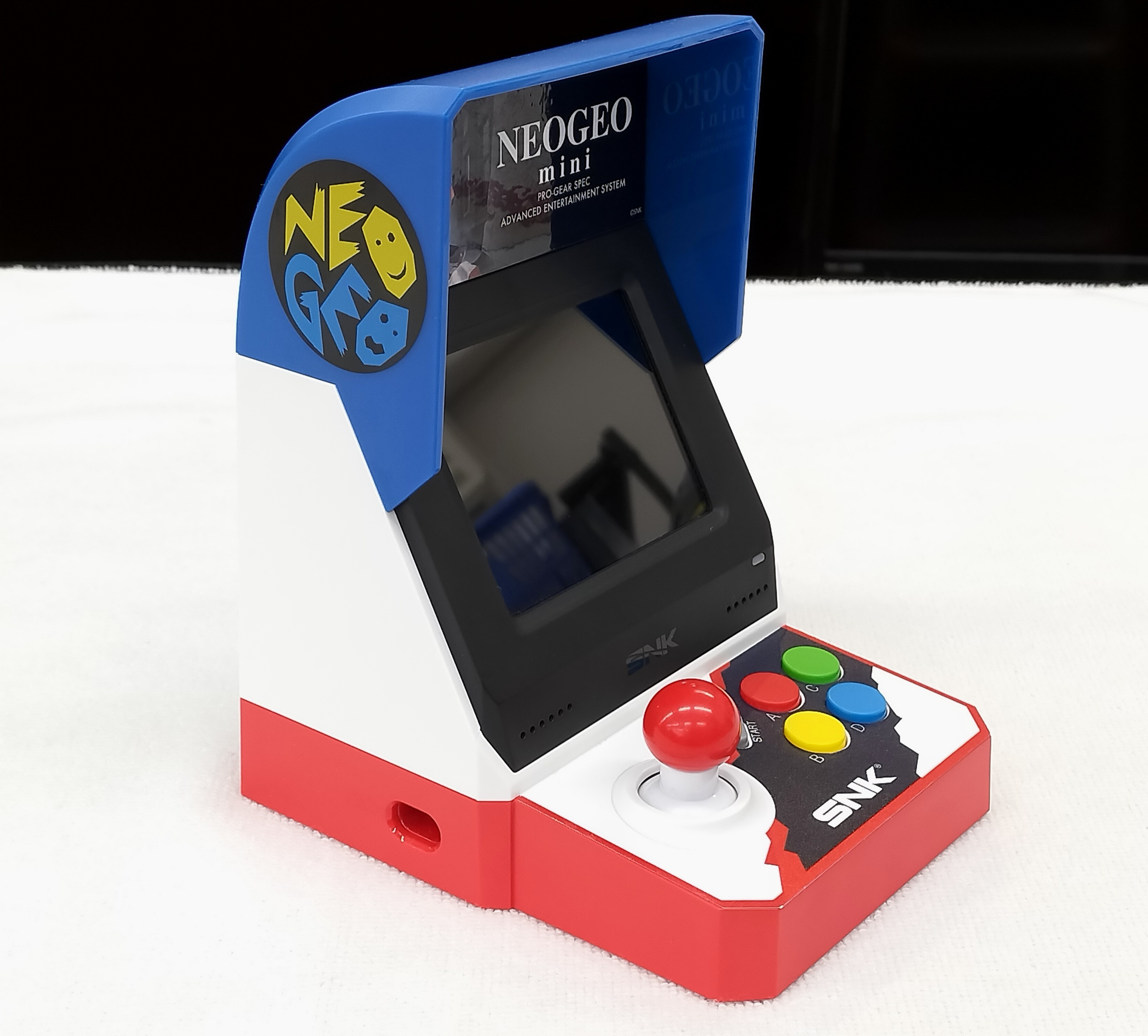 Buy NEOGEO MINI SNK FM1J2X1800 game machine body from Japan - Buy