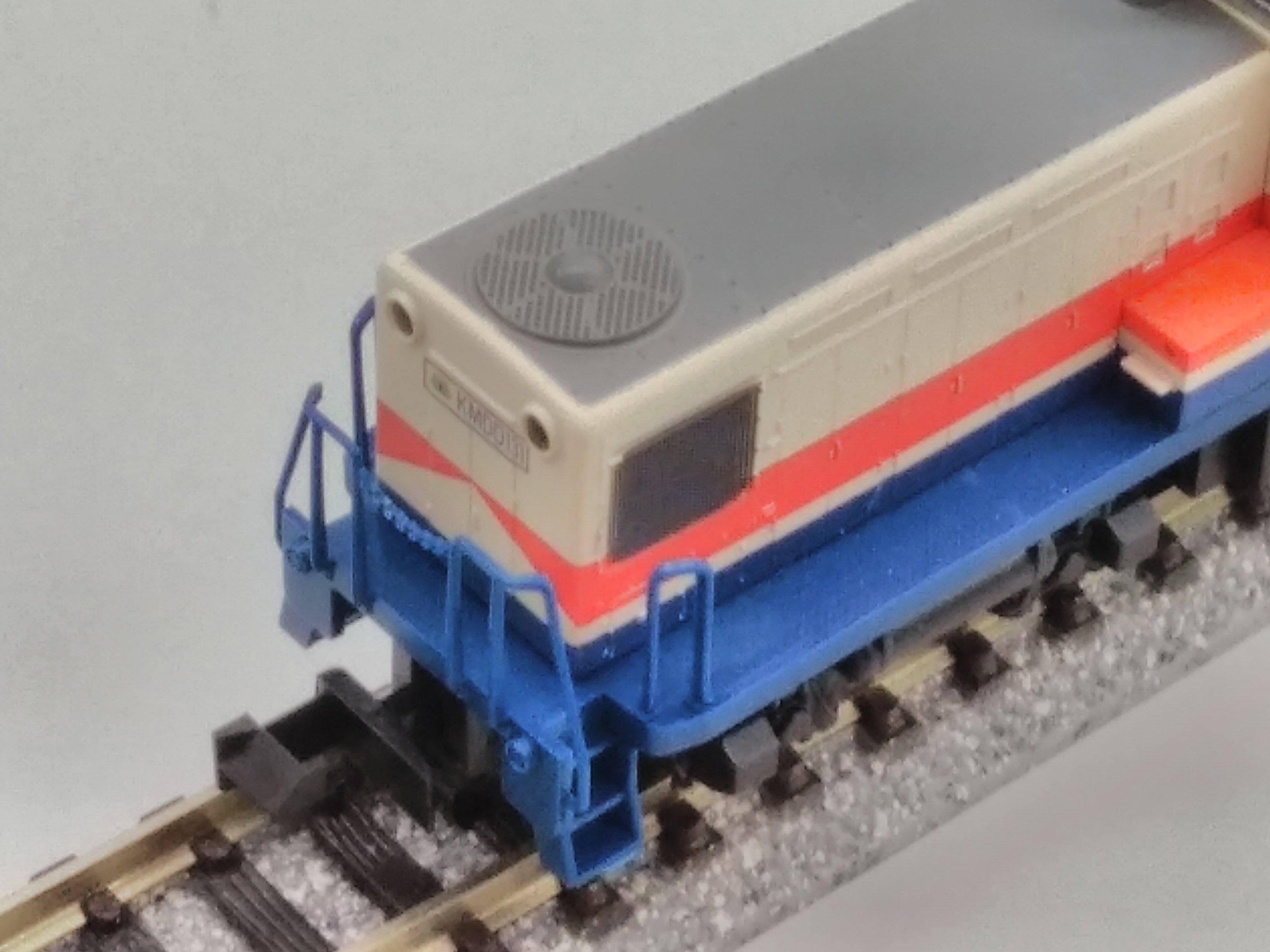 N gauge KATO 7001 DD13 railway model