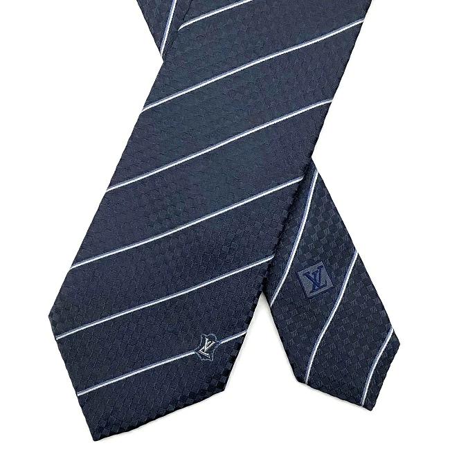 Louis Vuitton Necktie Gray Blue White Micro Damier Good Condition Silk 100%  Used IS0195 LOUIS VUITTON Stripe Logo
