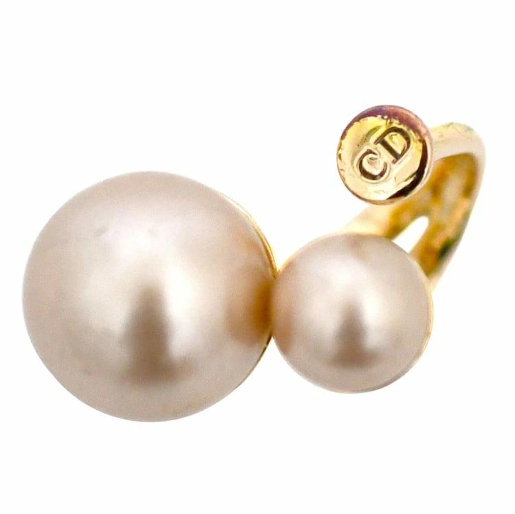 Christian dior pearl outlet ring