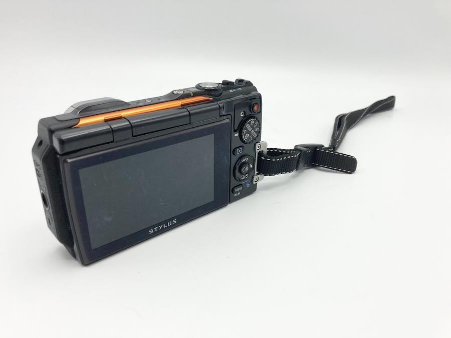 OLYMPUS デジタルカメラ STYLUS TG-860 Tough オレンジ 防水性能15ｍ 可動式液晶モニター TG-860 ORG