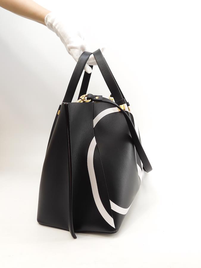 Valentino tote best sale bag black