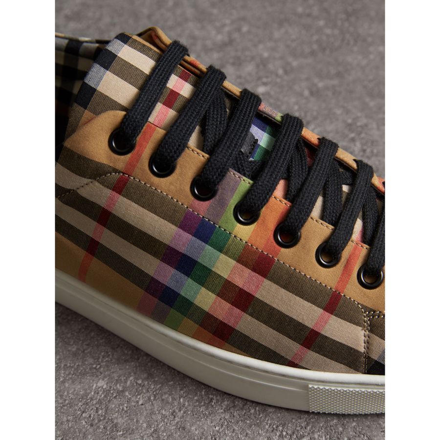 Buy BURBERRY Burberry Rainbow vintage check sneaker from Japan 