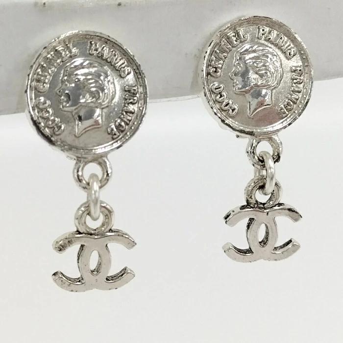 Buy [Used] CHANEL Earrings COCO MARK Silver 97P from Japan - Buy authentic  Plus exclusive items from Japan