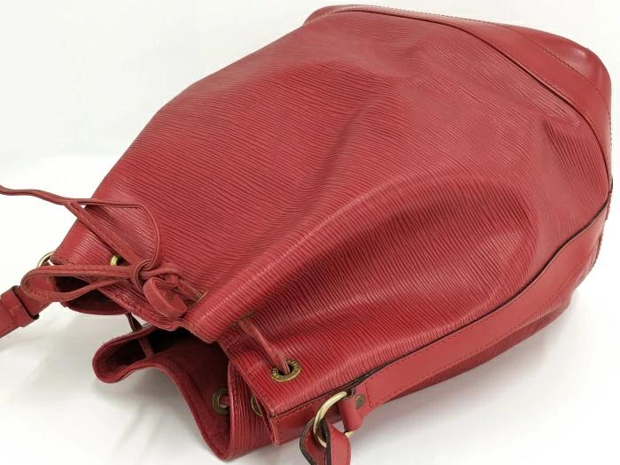 Authentic LOUIS VUITTON Epi Noe Shoulder Bag Red Leather M44007