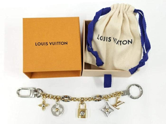 Louis Vuitton Gold Chain LV logo and Charm Bracelet