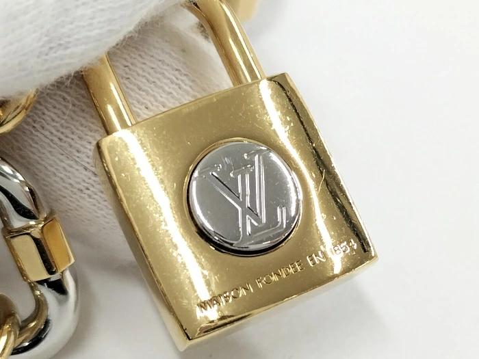Buy Free Shipping [Used] LOUIS VUITTON Charm Chain LV Padlock Gold Silver  M00538 from Japan - Buy authentic Plus exclusive items from Japan