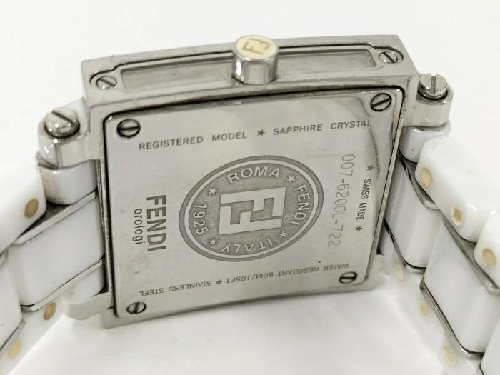 [中古] FENDI クアドロ レディース 腕時計 クオーツ ホワイト セラミック SS ホワイト文字盤 6200L
