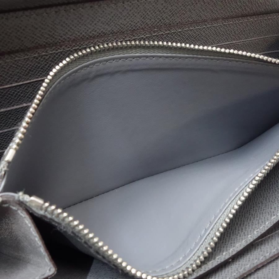 Louis Vuitton Glacier Taiga Leather Zippy XL Wallet Louis Vuitton