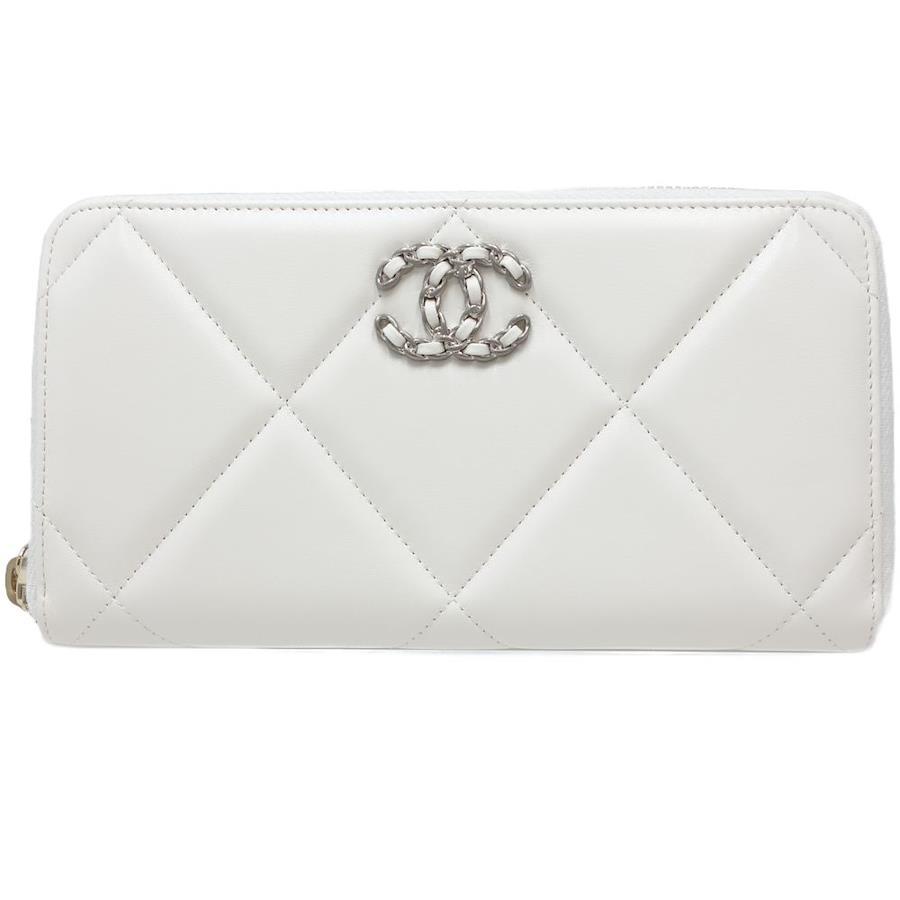 Buy CHANEL Chanel 19 Round Zipper Matelasse CC Mark AP1063 Long Wallet  Leather White / 083407 [Used] from Japan - Buy authentic Plus exclusive  items from Japan