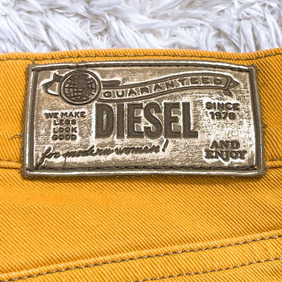 新古品 レディースW25 DIESEL ボトムス イエロー 美品 パンツ デニム