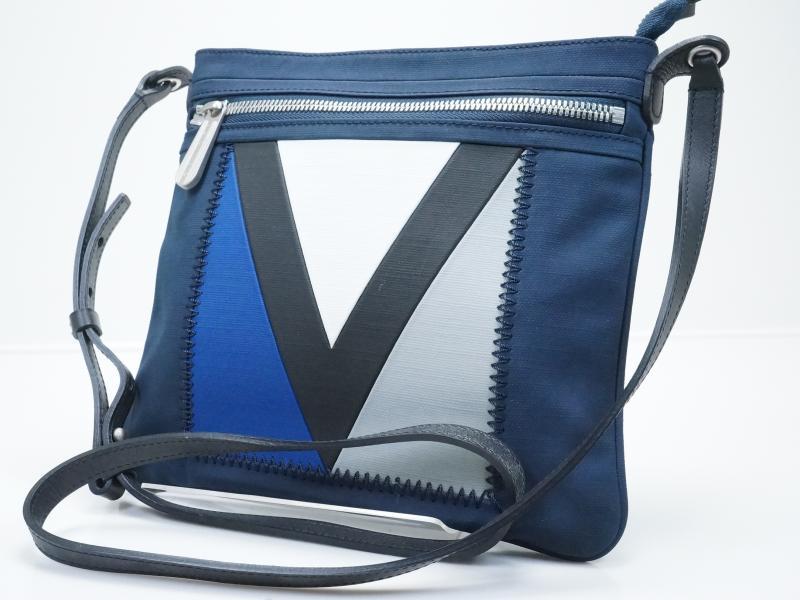 Louis Vuitton America's Cup Messenger Baggage