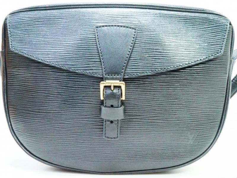 Louis Vuitton Jeune Fille Noir Epi Crossbody Bag M52152 – Timeless Vintage  Company