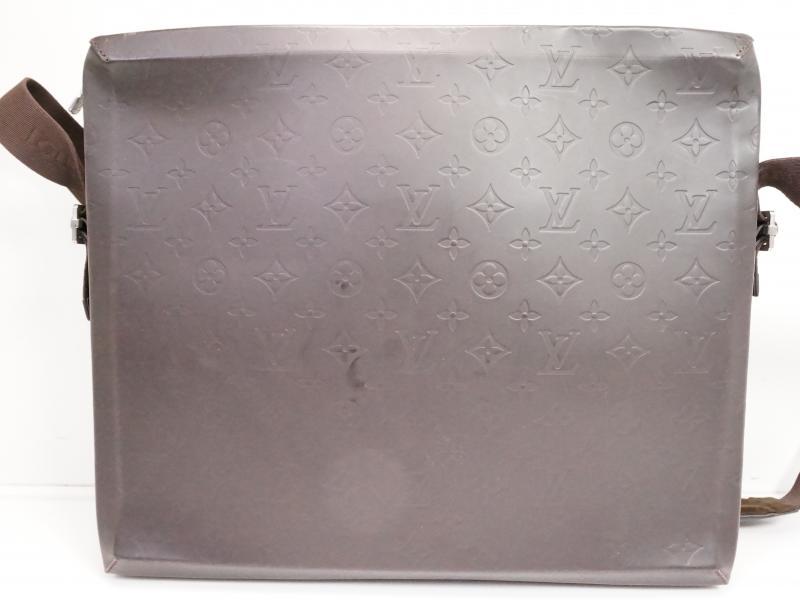 Louis Vuitton M46530 Glace Steve Men's Shoulder Bag Coffee