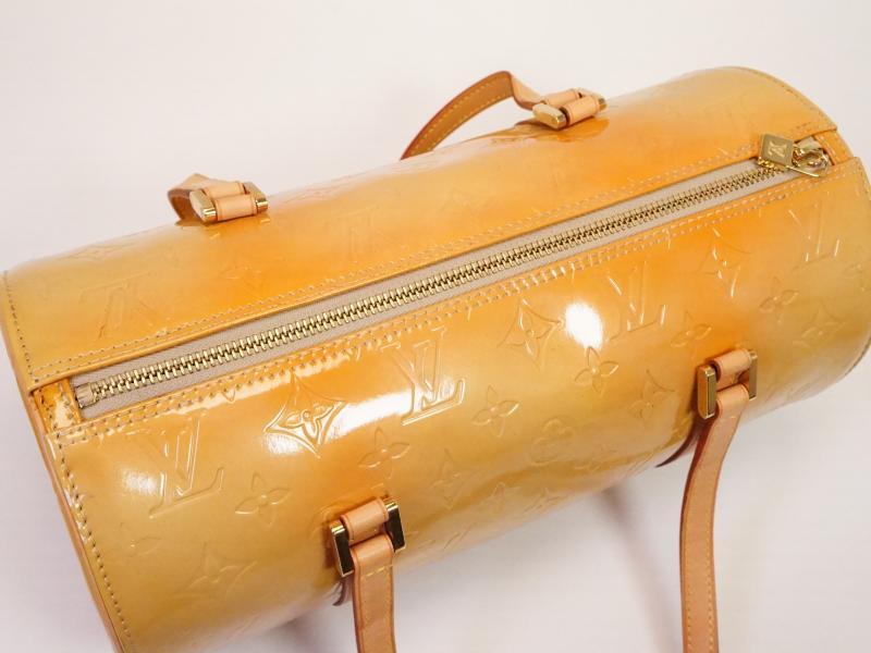 Louis Vuitton Vernis Beige Bedford Barrel Hand Bag