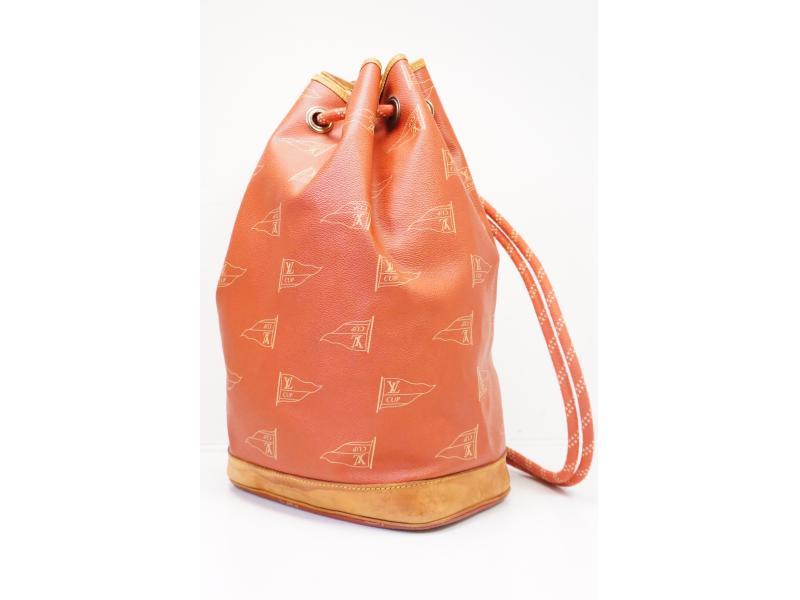 Louis Vuitton Lv Shoulder Bag Saint