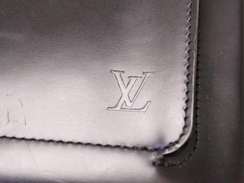 Buy Authentic Pre-owned Louis Vuitton LV Cuir Liege Fantassin Crossbody  Shoulder Bag M92223 210694 from Japan - Buy authentic Plus exclusive items  from Japan