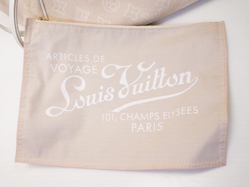 Louis Vuitton Articles De Voyage Cabas Gm Shoulder Bag