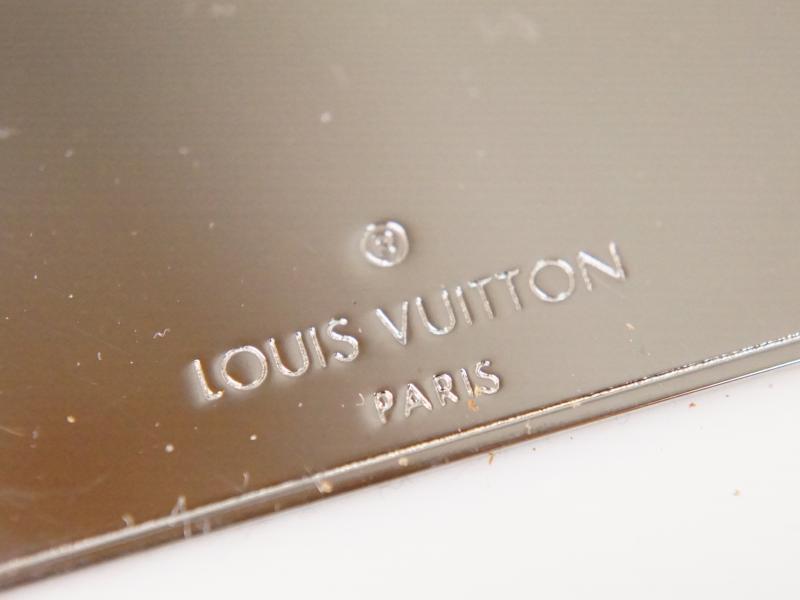 Buy Authentic Pre-owned Louis Vuitton Monogram Cherry Blossom Etui Miroir Compact  Mirror M92018 211008 from Japan - Buy authentic Plus exclusive items from  Japan