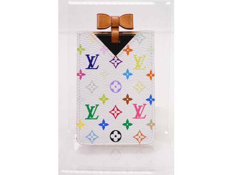 Louis Vuitton Lv phone case mirror gold monogram