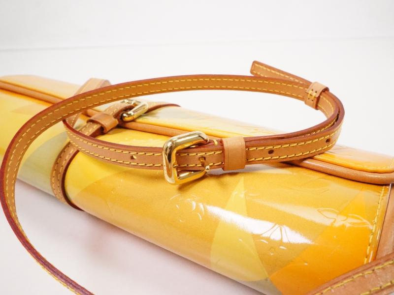 Pre-owned Louis Vuitton Leather Belt In Yellow
