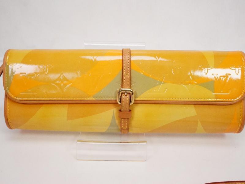 Buy Free Shipping Authentic Pre-owned Louis Vuitton Limited Vernis Pochette  Fleur Crossbody Clutch 2-way M91117 220077 from Japan - Buy authentic Plus  exclusive items from Japan