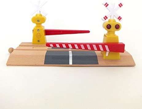 Maxim wooden rail set series squealing sound railroad crossing